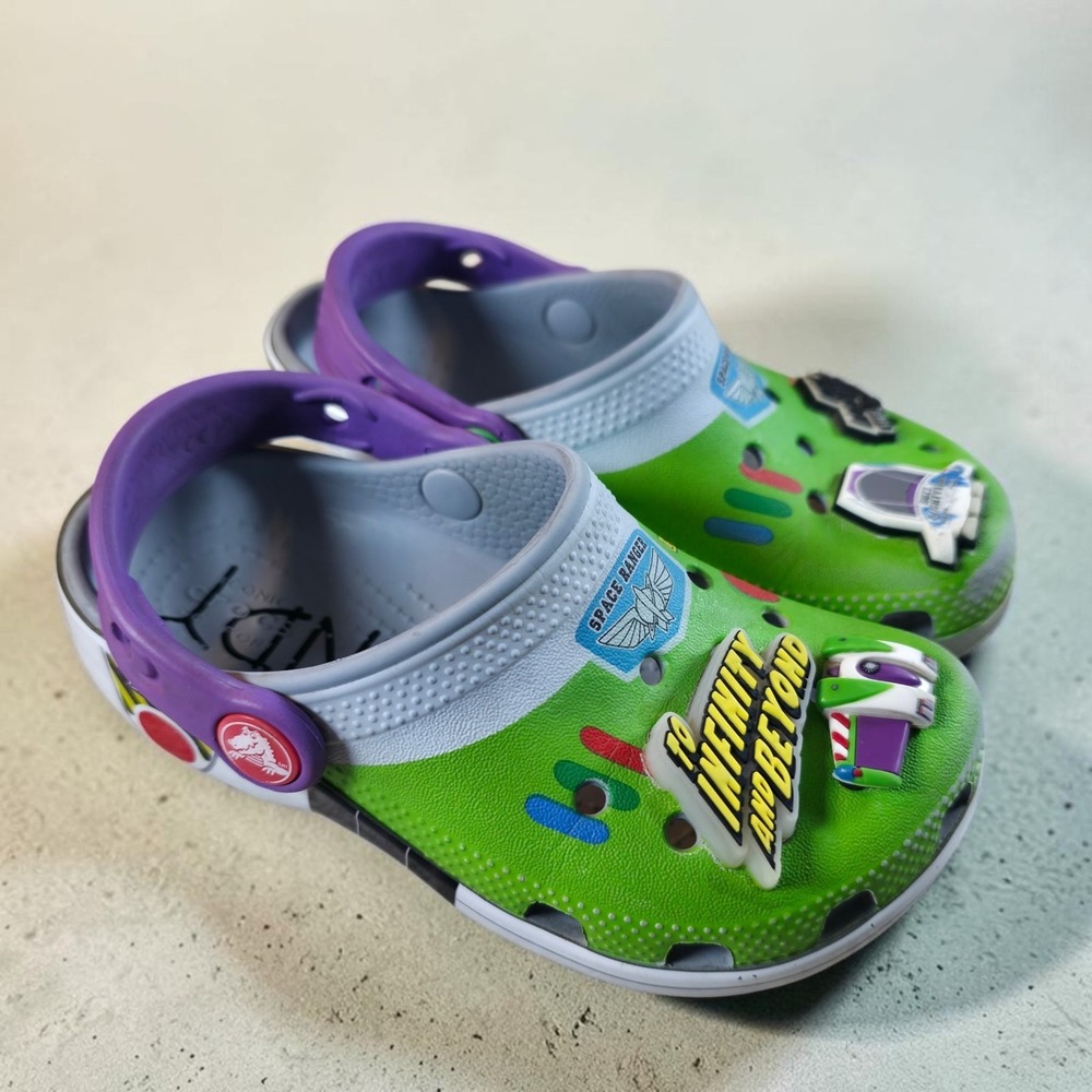 Crocs Buzz Lightyear Clog Big Kid Size C 10 Toy Story Disney Lights Up *USED*